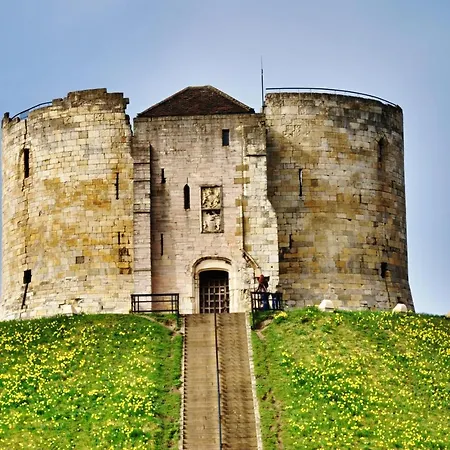 Five Moorgate View York